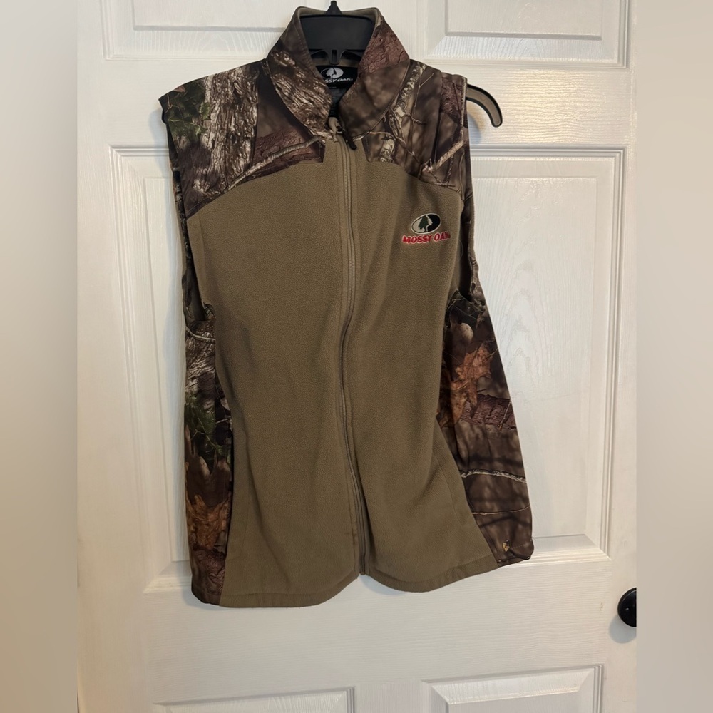 Mossy Oak Men's Camouflage Vest Size Medium